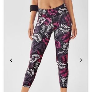 BOGO Tropical Leaf Fabletic Leggings Size XS